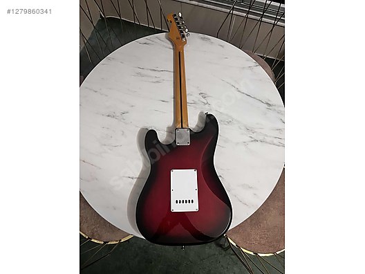 İkinci El ve Sıfır Alışveriş / Müzik / Müzik Aletleri / Telli Çalgılar / Gitar / Elektro