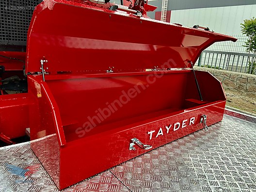 Machinery / Heavy Equipment / For Sale / Aerial Lifts & Ladder Lift Trucks