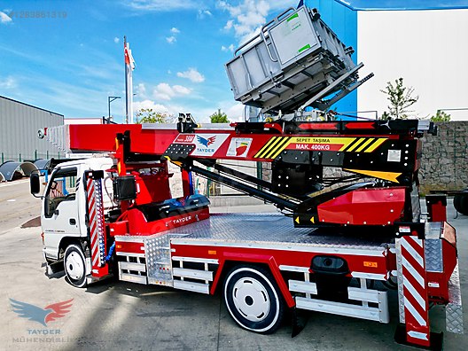 Machinery / Heavy Equipment / For Sale / Aerial Lifts & Ladder Lift Trucks