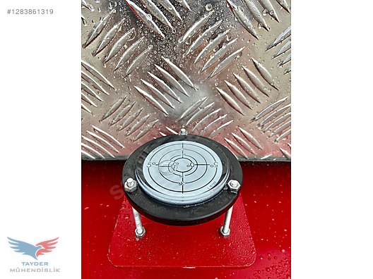 Machinery / Heavy Equipment / For Sale / Aerial Lifts & Ladder Lift Trucks