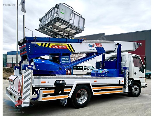 Machinery / Heavy Equipment / For Sale / Aerial Lifts & Ladder Lift Trucks