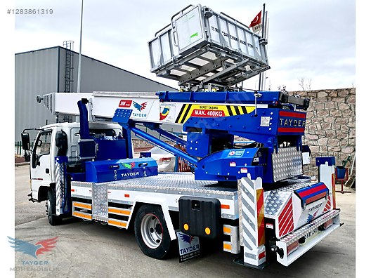 Machinery / Heavy Equipment / For Sale / Aerial Lifts & Ladder Lift Trucks