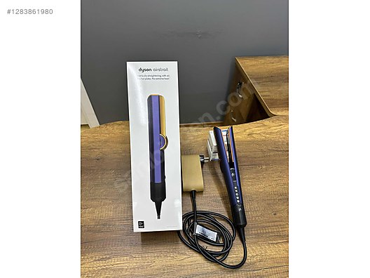 Used & Brand New Items / Beauty & Healthcare / Hair Care / Hair Styling & Drying / Hair Straightener