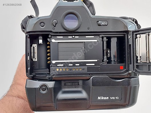 35mm Filmli SLR / Nikon / Nikon F90X+MB-10+Sigma 28-200 mm f:3.5