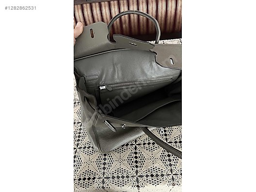 Used & Brand New Items / Clothing & Accessories / Women / Accessories / Bags