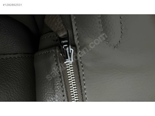 Used & Brand New Items / Clothing & Accessories / Women / Accessories / Bags