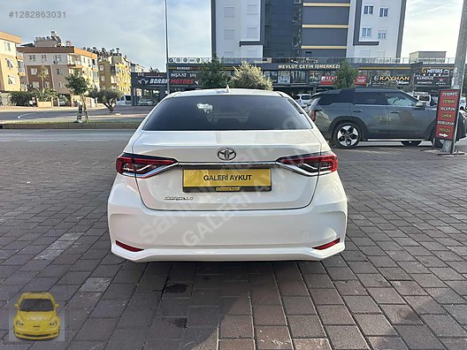 Vasıta / Otomobil / Toyota / Corolla / 1.5 / Dream 