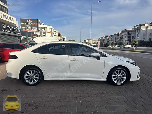 Vasıta / Otomobil / Toyota / Corolla / 1.5 / Dream 