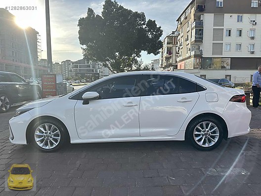 Vasıta / Otomobil / Toyota / Corolla / 1.5 / Dream 