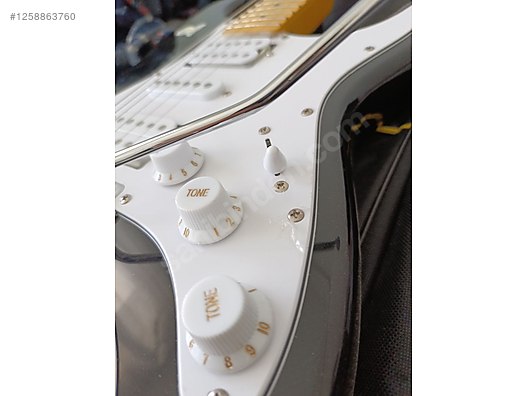 İkinci El ve Sıfır Alışveriş / Müzik / Müzik Aletleri / Telli Çalgılar / Gitar / Elektro