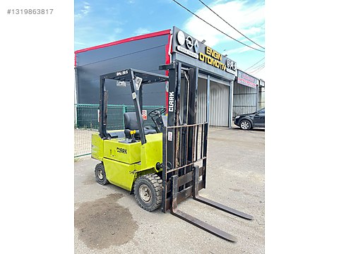 化石　C-37 Mükemmel temizlikte 2 ton Clark orjinal 8 bin saate - Forklift