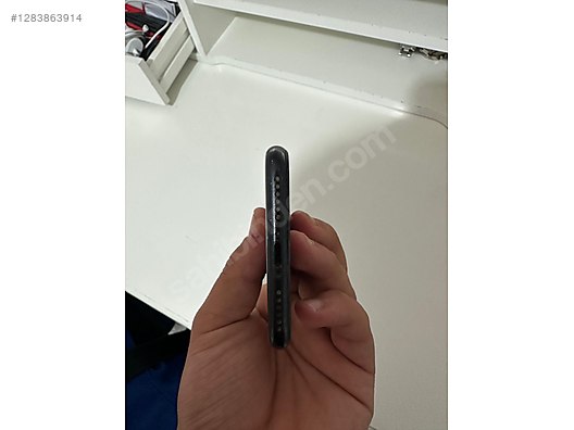 Used & Brand New Items / Cell Phones & Accessories / Cell Phones / Apple / iPhone SE (2nd Gen.)