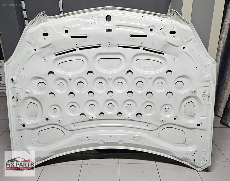 A2048800957 – MERCEDES C SERİSİ W204 MAKYAJLİ KAPUT 2012 2014