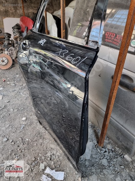 41007465534 – BMW X SERİSİ G01 2017 2021 SAG ARKA KAPİ ORJ CİKMA