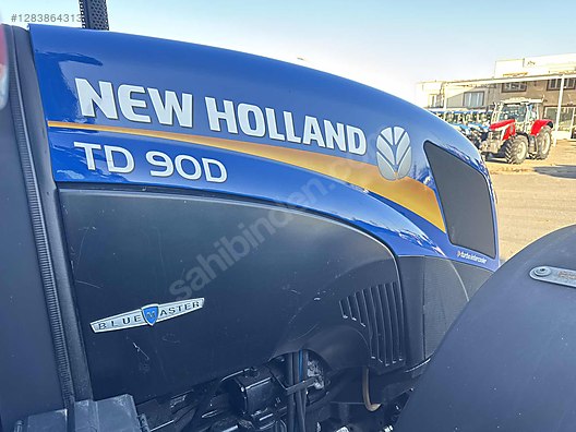 Machinery / Agricultural Machines / Tractors / New Holland / TD90D