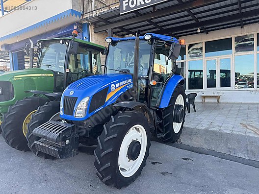 Machinery / Agricultural Machines / Tractors / New Holland / TD90D