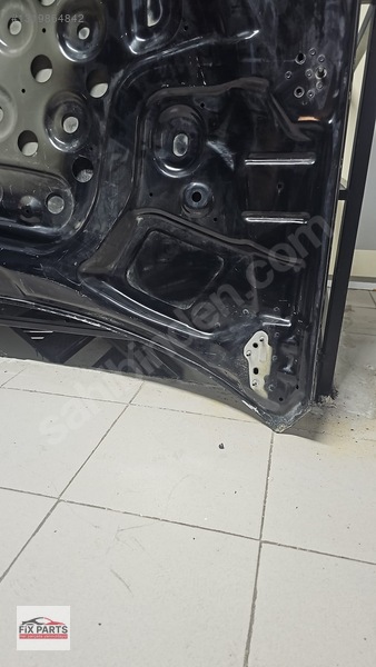 A2128800157 – MERCEDES E SERİ W212 MAKYAJLİ KAPUT 2012 2015
