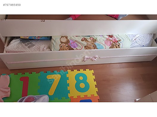 Markaawm Montessori Cocuk Yatak Raf Cam 90x190 Karyola Menekse