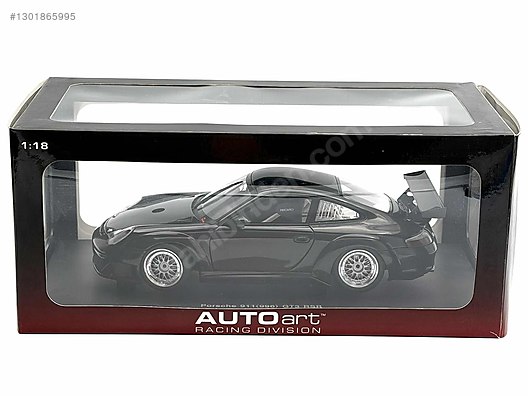 Autoart Diecast Model 1:18 Porsche Araba - 1301865995
