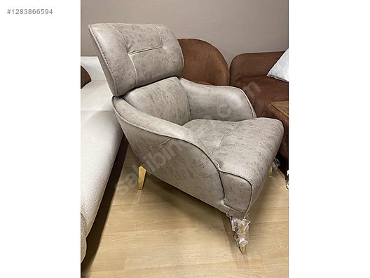 Used & Brand New Items / Home Decor / Furniture / Den & Living Room / Armchair