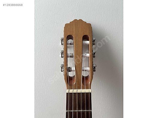 Used & Brand New Items / Music / Musical Instruments / Stringed Instruments / Guitar / Classic