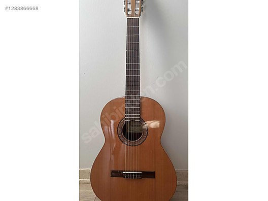 Used & Brand New Items / Music / Musical Instruments / Stringed Instruments / Guitar / Classic