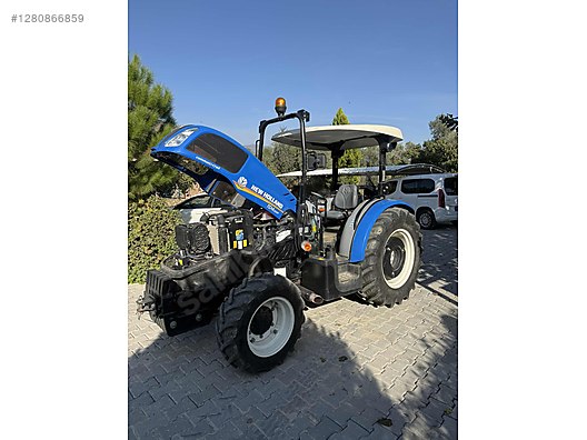 Machinery / Agricultural Machines / Tractors / New Holland / TD4.100F