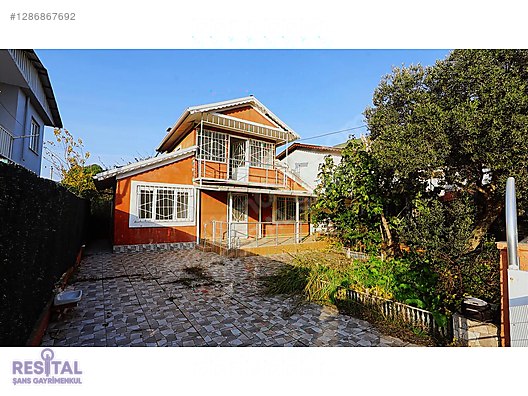 GEMLİK GENÇALİ KUMSAZ'DA MÜSTAKİL BAHÇELİ SATILIK DUBLEKS VİLLA