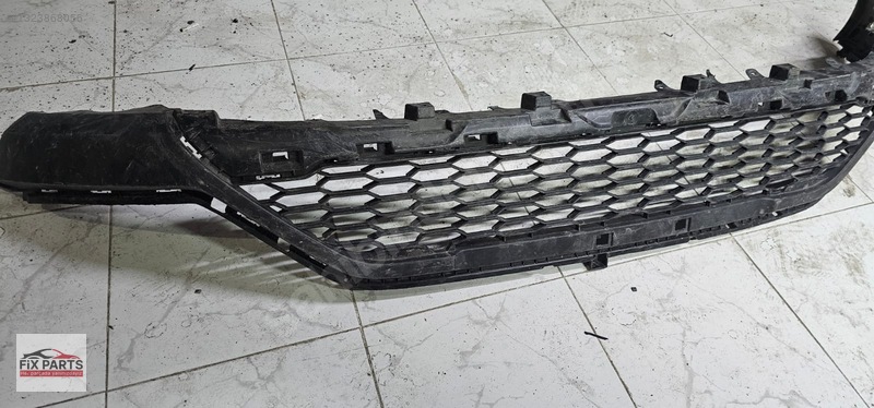 Dacia Sandero Tampon Izgarası