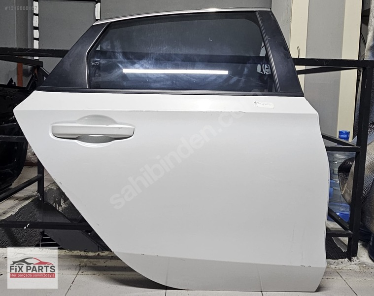 67510T24T00ZZ – HONDA CİVİC FE1 SAG ARKA KAPİ