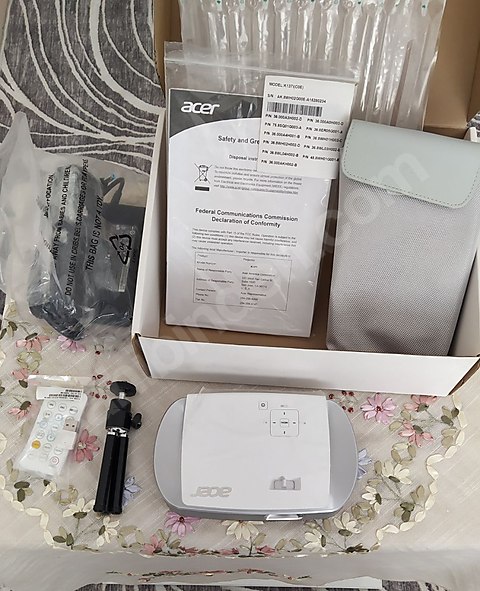 Acer K137 projeksiyon