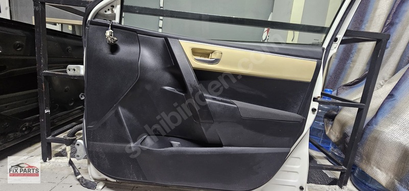 6700102560 – TOYOTA COROLLA SAG ON KAPİ