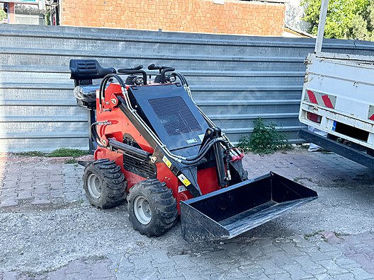 Machinery / Heavy Equipment / For Sale / Loader / Bobcat