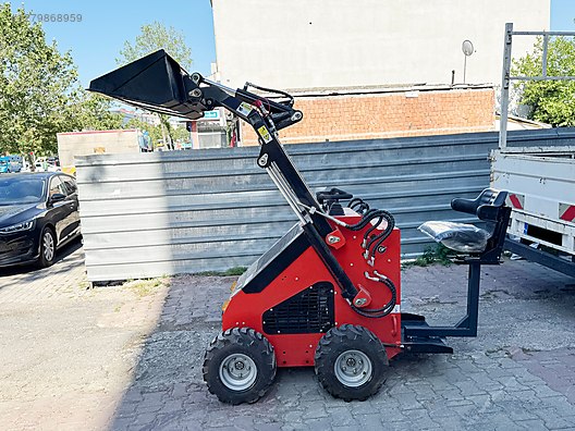 Machinery / Heavy Equipment / For Sale / Loader / Bobcat