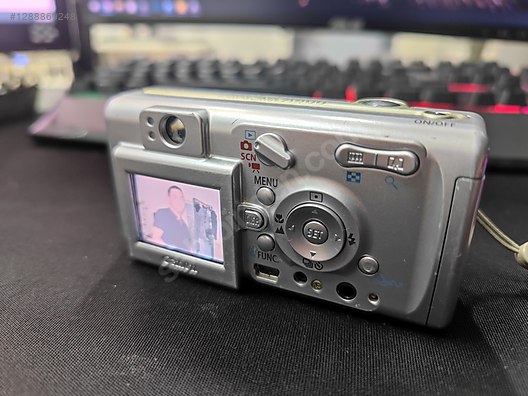 Kompakt / Canon / PowerShot A400 / Canon PowerShot A400 3.2MP