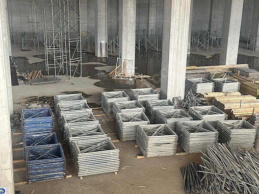 İş Makineleri & Sanayi / Sanayi / Taşıma & İstifleme / İskele & Kalıp Sistemleri