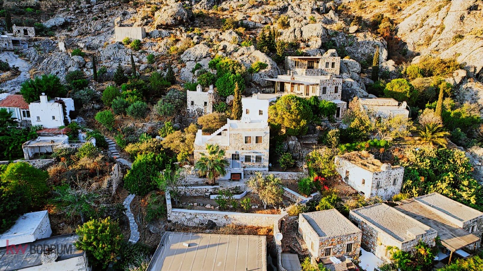 Bodrum Gümüşlük Eski Karakaya Köyü�nde Satılık Taş Ev Satılık