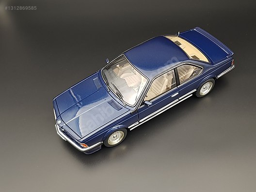 Autoart Diecast Model 1:18 BMW Araba - 1312869585