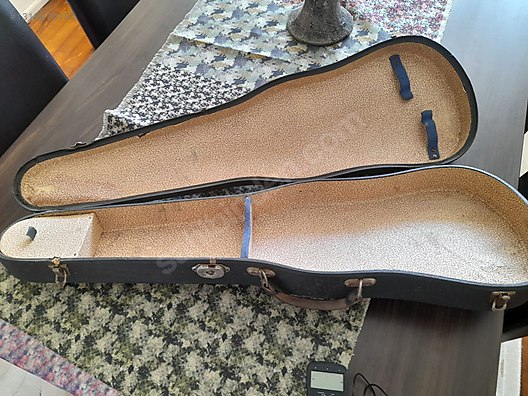 Antonio Stradivarius creomoments sahibinden.comda - 1313870120