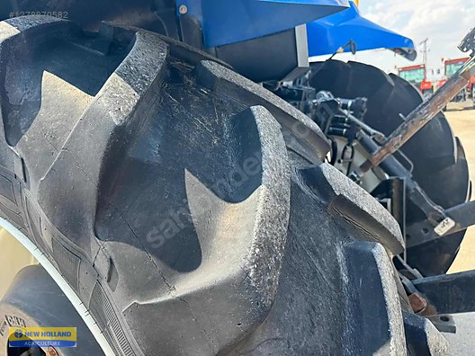 Machinery / Agricultural Machines / Tractors / New Holland / T6.160