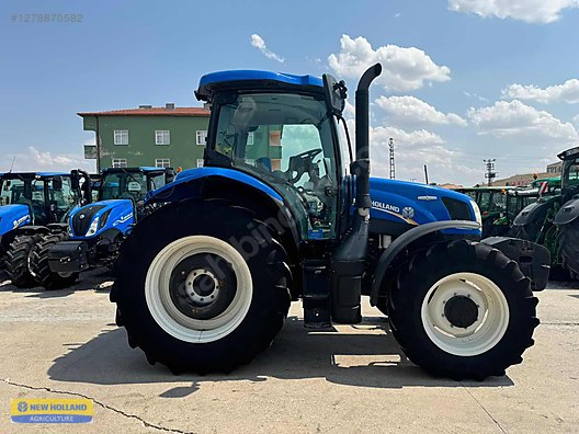 Machinery / Agricultural Machines / Tractors / New Holland / T6.160