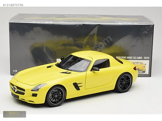 Minichamps Diecast Model 1:18 Mercedes Benz Araba - 1318870736