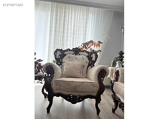 Used & Brand New Items / Antique / Furniture / Den & Living Room / Antique Armchairs