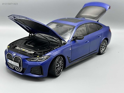 Minichamps Diecast Model 1:18 BMW Araba - 1315871423