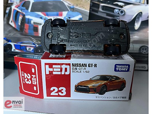 Takara Tomy Diecast Model 1:64 Nissan Araba - 1286871521