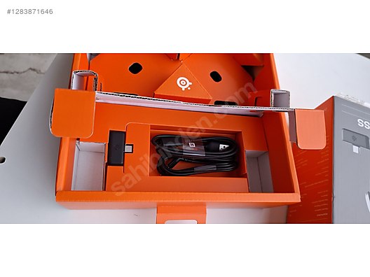 Used & Brand New Items / Computers / Peripherals / Headphones & Microphones