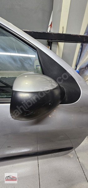 9004K5 – PEUGEOT 206 SAG ON KAPİ