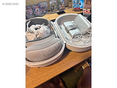 Apple Vision Pro VR Set 1TB Light Seal Solo Seyahat Çantalı
