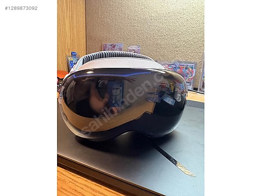 Apple Vision Pro VR Set 1TB Light Seal Solo Seyahat Çantalı