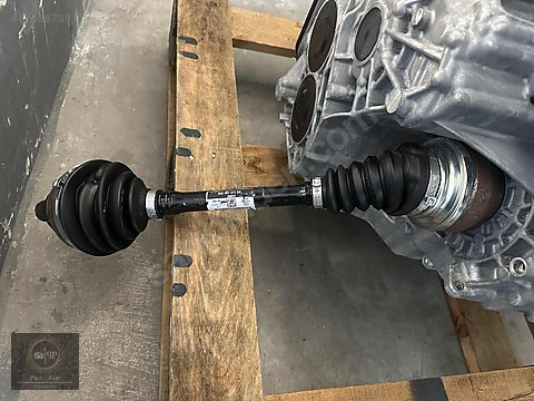 Otomobil & Arazi Aracı / Yürüyen & Direksiyon / 3Q0407271BA SOL